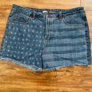 Old Navy High Rise Secret-Slim Pockets Shorts